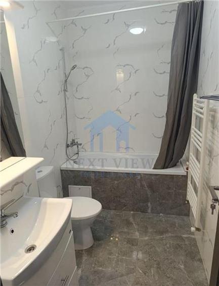 Garsonieră decomandată în Între Lacuri