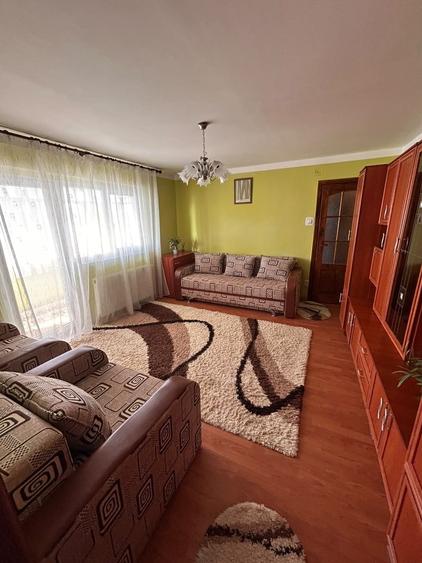 Apartament cu 2 camere semidecomandat în Simion Bărnuțiu