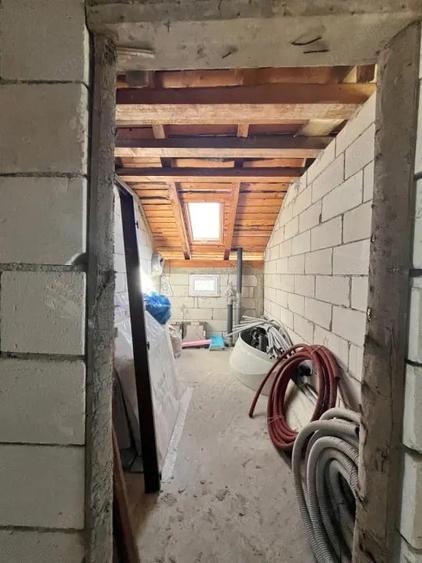 Casă cu 3 camere cu Teren 1000 Mp în Clit
