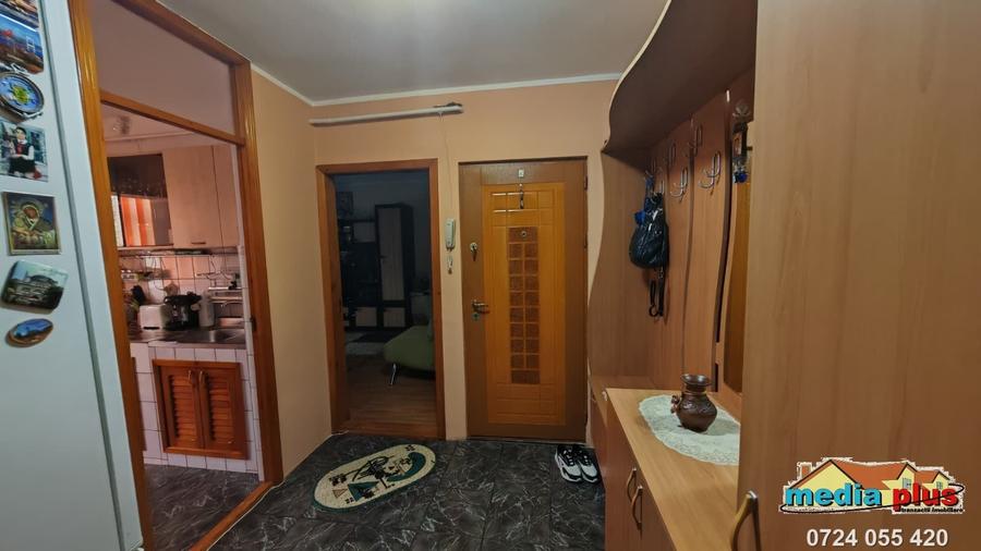 Apartament cu 2 camere decomandat în Micro 39