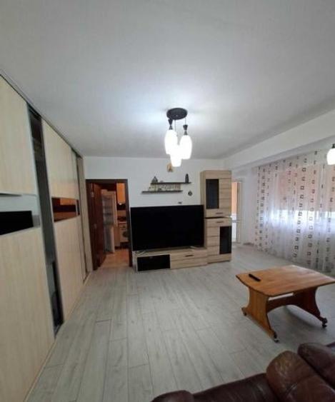 Apartament cu 2 camere decomandat în Inel I