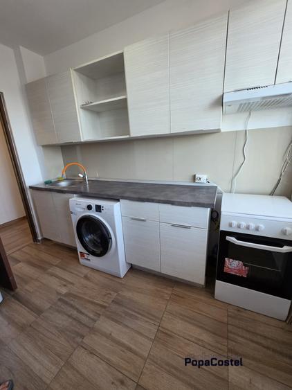 Apartament cu 3 camere semidecomandat, mobilat în Giulești
