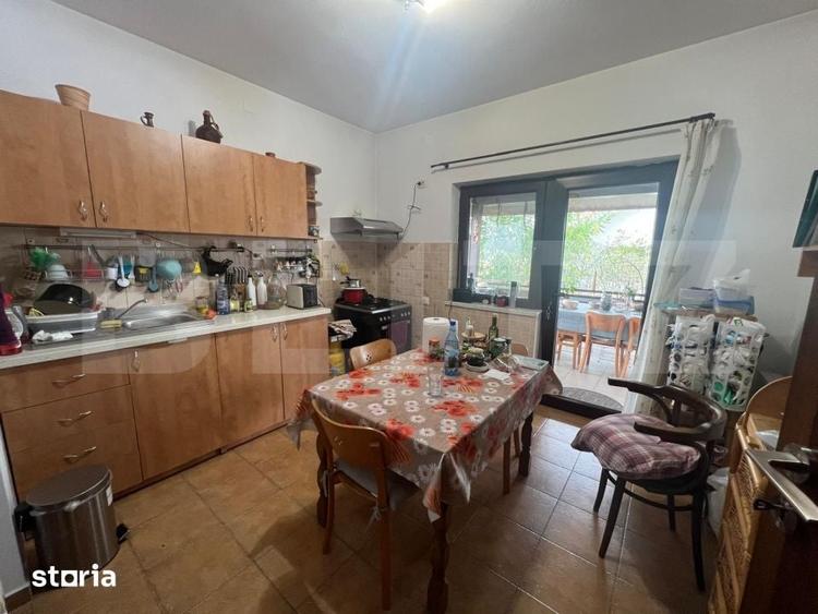 Casă cu 5 camere cu Teren 2501 Mp în Nord
