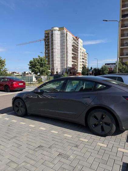 Proprietate specială, de 15 mp, în Tractorul