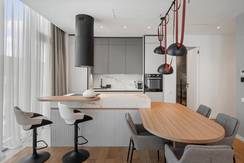 Penthouse cu 4 camere semidecomandat, mobilat în Cotroceni