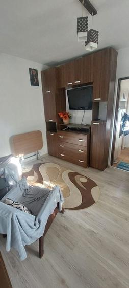 Apartament cu 2 camere în Decebal