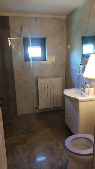 Apartament de vanzare - 3