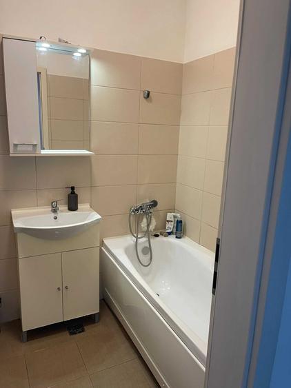 Apartament cu 2 camere decomandat în Sud
