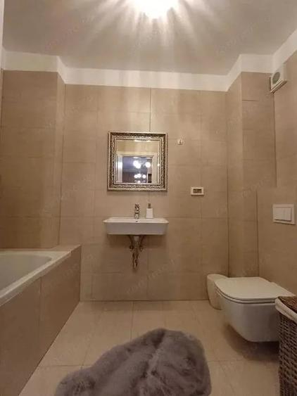 Apartament cu 2 camere semidecomandat, mobilat în Torontalului