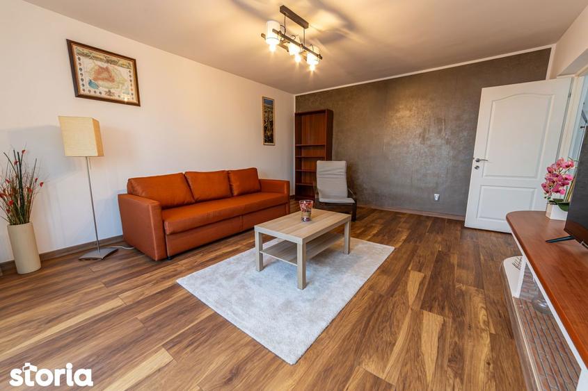 Apartament cu 2 camere decomandat, mobilat în Decebal