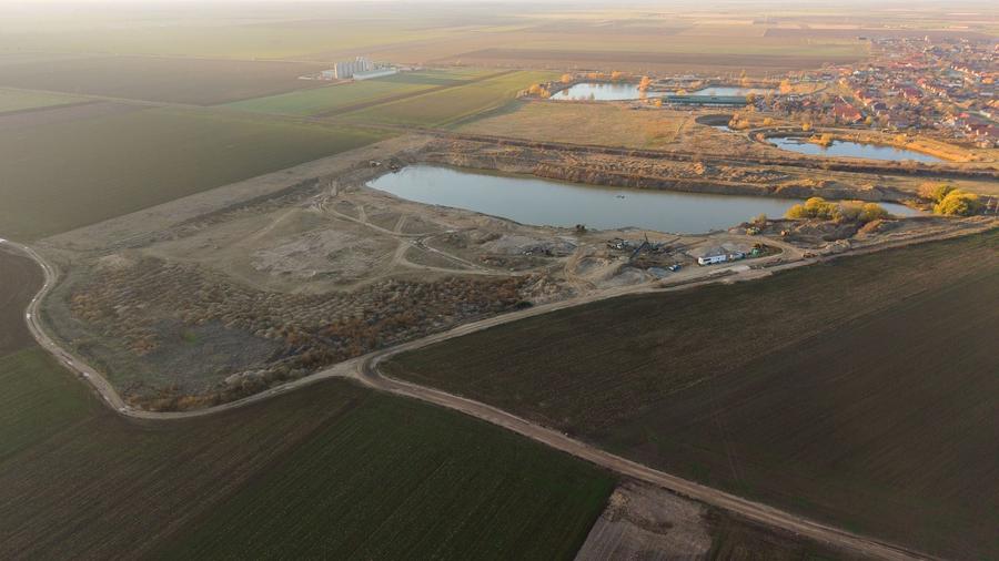 Teren agricol extravilan de 125800 mp, în Zimandcuz