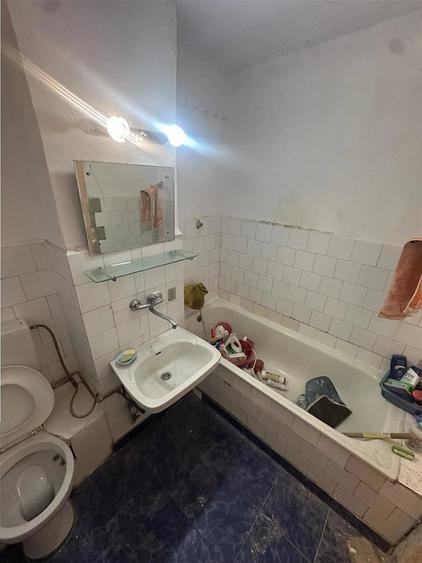 Decomandat la etajul 1 cu 2 balcoane, aproape de Mall - 2