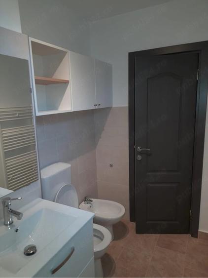 Garsonieră decomandată în Calea Romanului