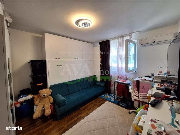 Apartament cu 3 camere decomandat în Central