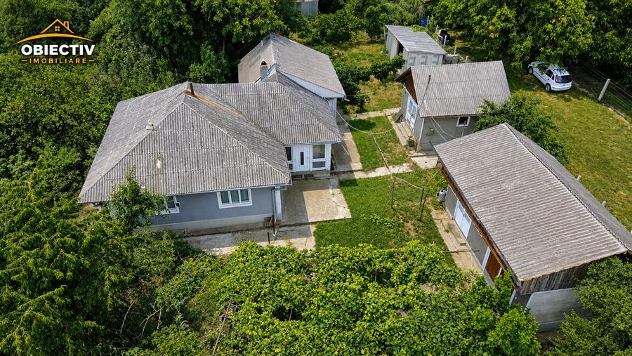 Casă individuală cu 3 camere cu Teren 4850 Mp în Gura Văii