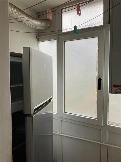 Apartament cu 2 camere semidecomandat, mobilat în Podu Roș