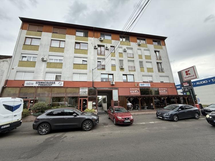 Apartament cu 2 camere semidecomandat în Central