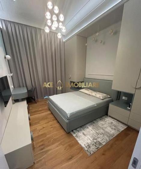 Apartament cu 4 camere decomandat în Cotroceni