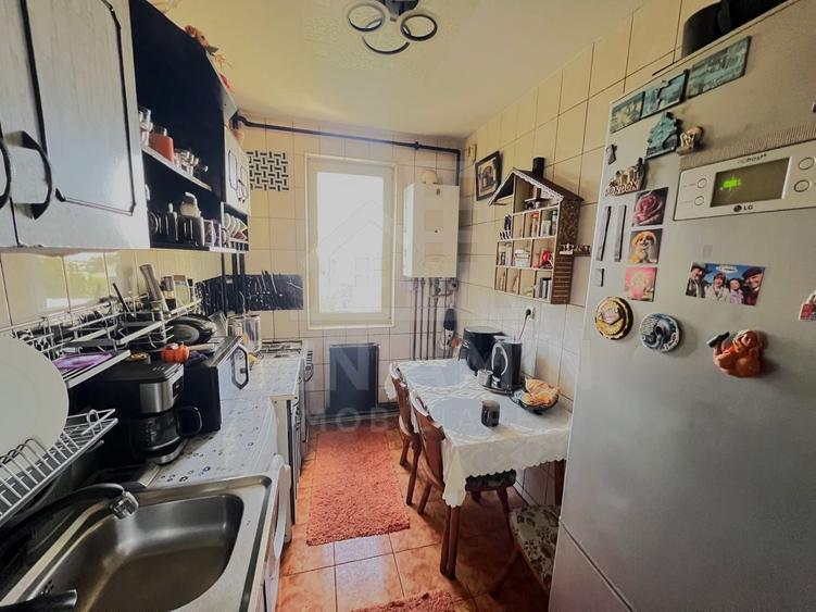 Apartament cu 2 camere semidecomandat, mobilat în Astra