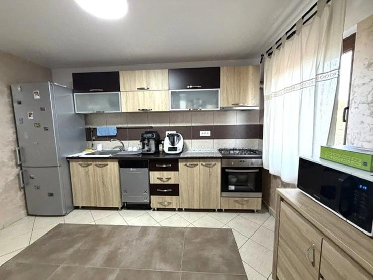 Casă cu Teren 629 Mp în Central