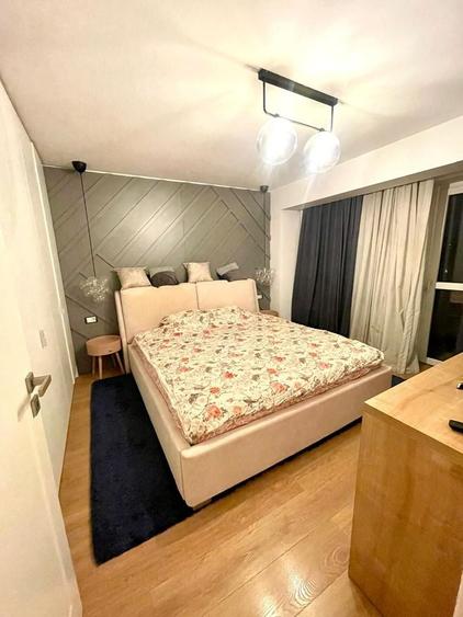 Apartament cu 2 camere semidecomandat, mobilat în Unirii