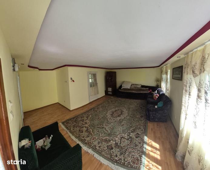 Casă cu 3 camere în Godeni