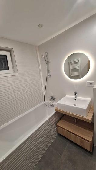 Apartament cu 3 camere în Olimpia-Stadion