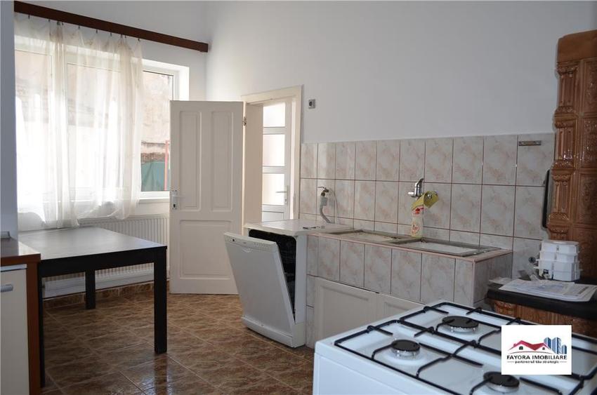 Casa de Inchiriat Mobilata si Utilata Zona Cetatii - 4