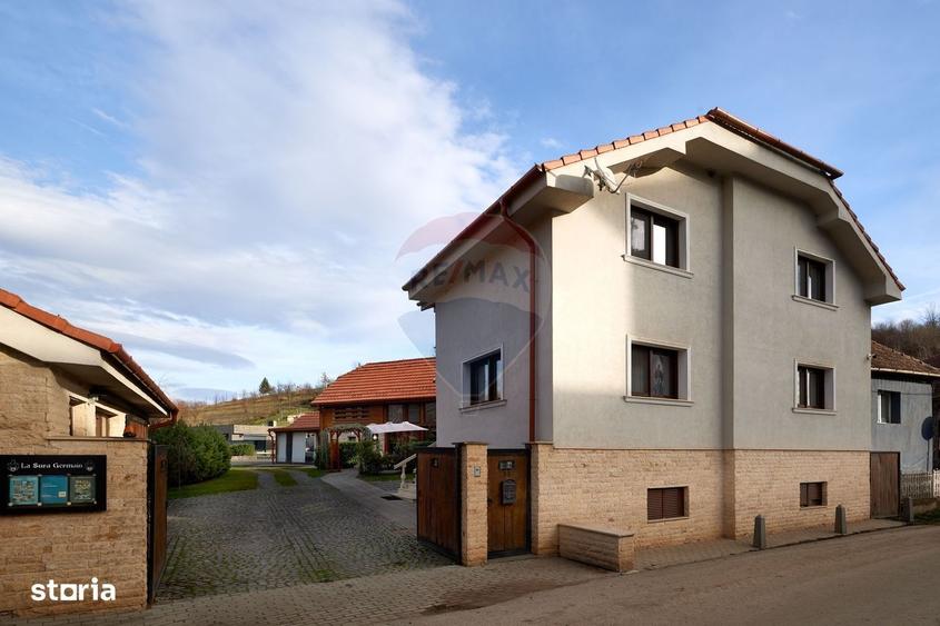 Casă cu 4 camere în Băgara