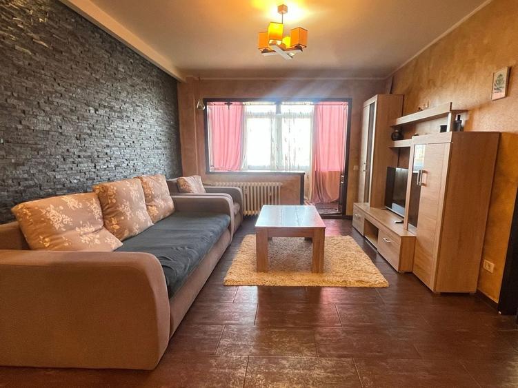 Apartament cu 2 camere, mobilat în Tomis Nord