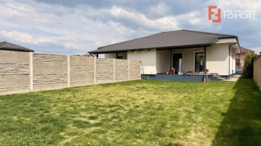 Duplex de vanzare, 3 camere + teren 330 mp, Mosnita Noua - 2