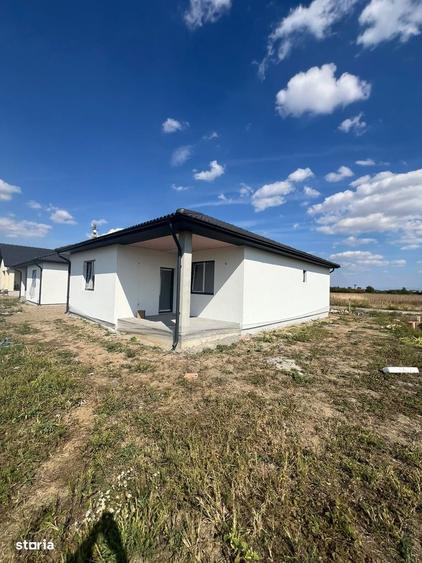 Casă cu 3 camere în Central