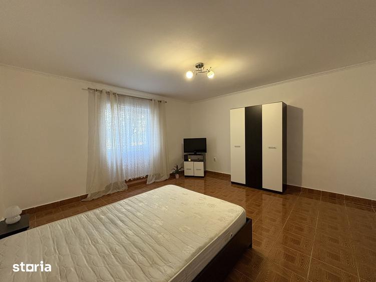 Casă cu 3 camere cu Teren 1000 Mp în Central