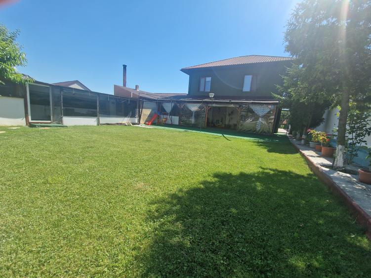 Casă individuală cu 4 camere cu Canalizare în Valu lui Traian