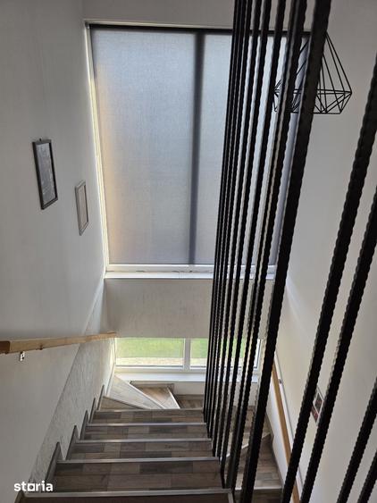 Casă cu 5 camere cu Teren 380 Mp în Berceni
