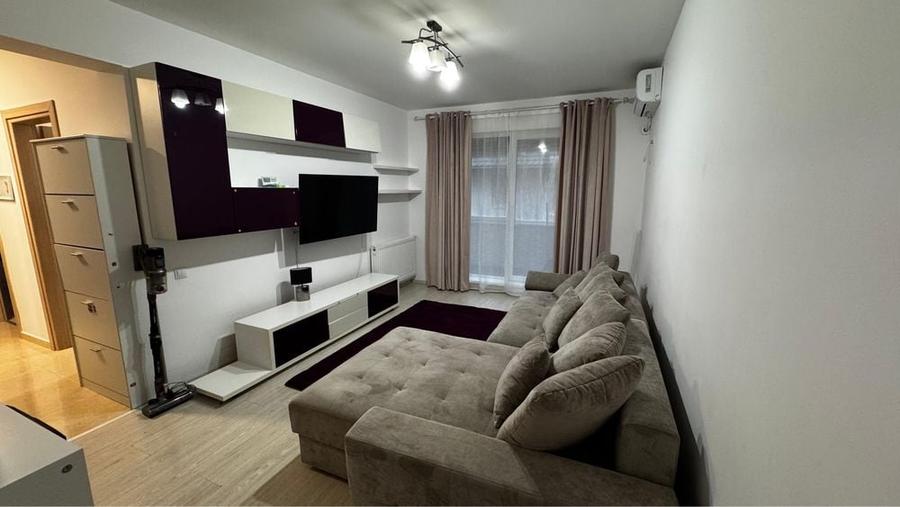 Apartament cu 2 camere decomandat în Central