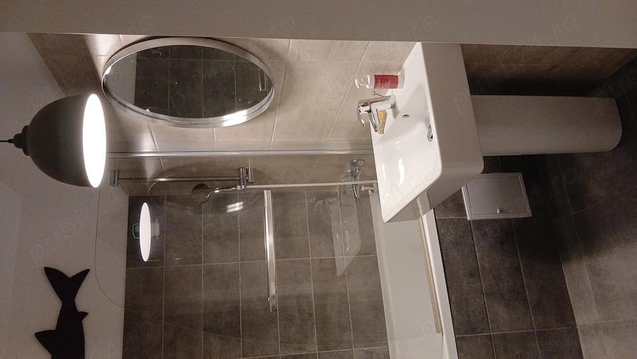 Apartament cu 2 camere semidecomandat în Grozăvești