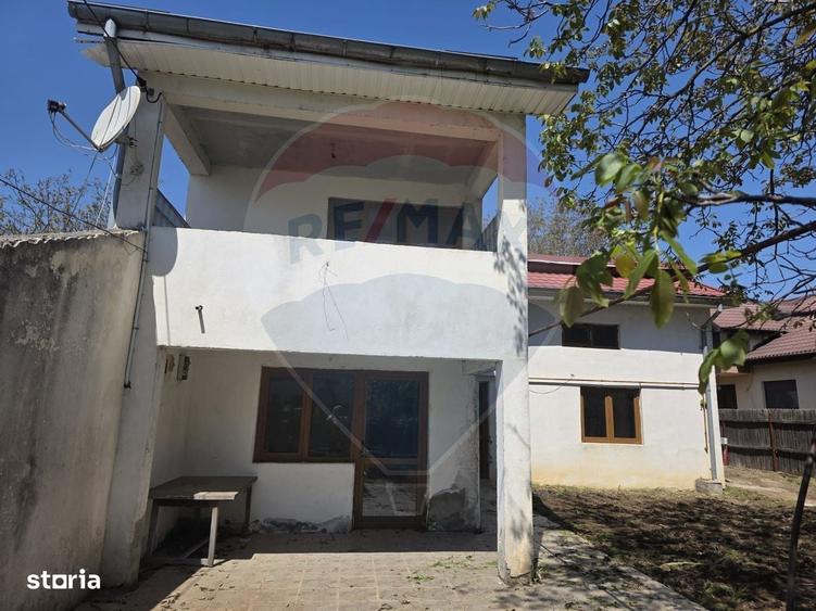 Vila vedere lac teren 1562 mp + casa secundara veche Snagov - 1