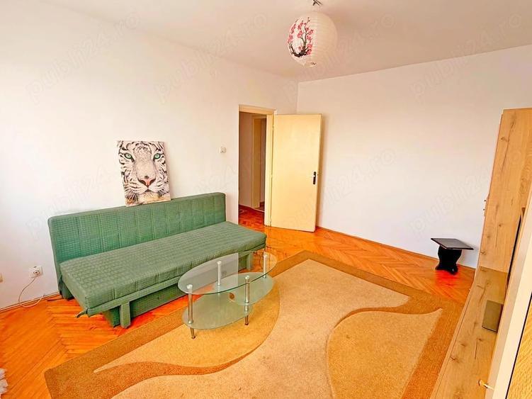 Apartament cu 3 camere semidecomandat în Gheorghe Lazăr