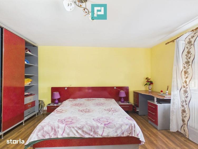 Casă cu 4 camere în Mocrea