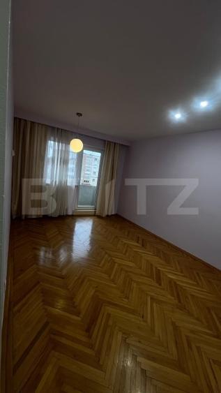 Apartament cu 3 camere decomandat, mobilat în Orăștie
