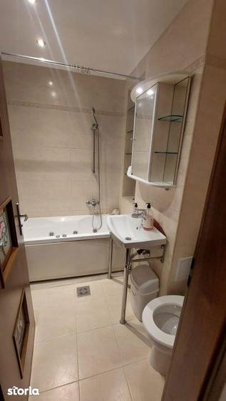 Apartament cu 2 camere, mobilat în Delfinariu