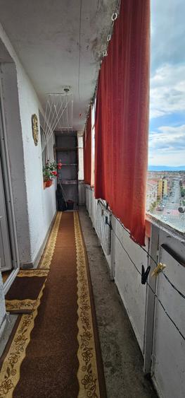Apartament cu 2 camere decomandat în Hipodrom 3