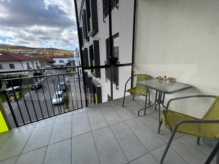 Apartament cu 3 camere decomandat, mobilat în Borhanci