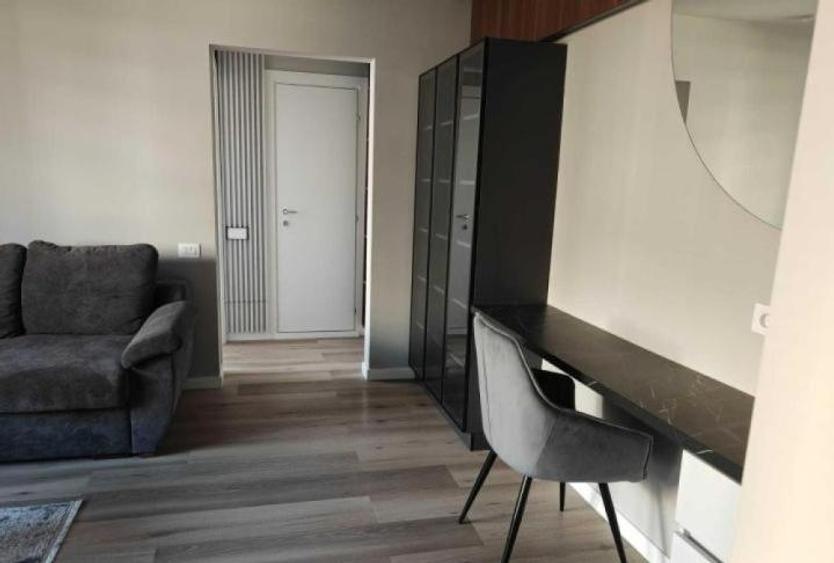 Apartament cu 2 camere, mobilat în Universitate