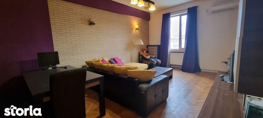 Apartament cu 2 camere decomandat în 13 Septembrie
