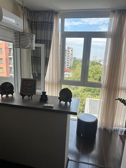 Apartament cu 3 camere semidecomandat în Ștefan cel Mare