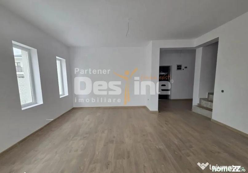 Casă cu 4 camere cu Teren 250 Mp în Central