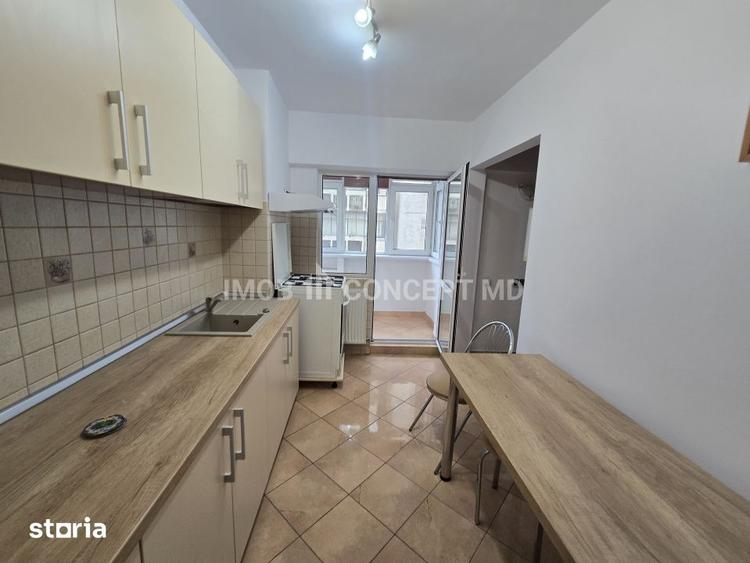 Apartament cu 3 camere decomandat în Ultracentral