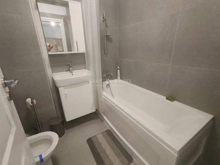 Apartament cu 2 camere decomandat în Parcul Carol